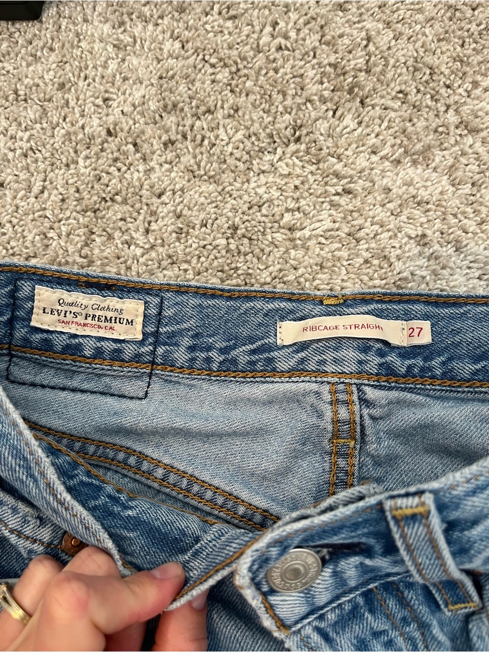 Levi's Premium Womens Ribcage Straight Jeans Size 27 High Rise Stretch 27 Inseam - Picture 2 of 11